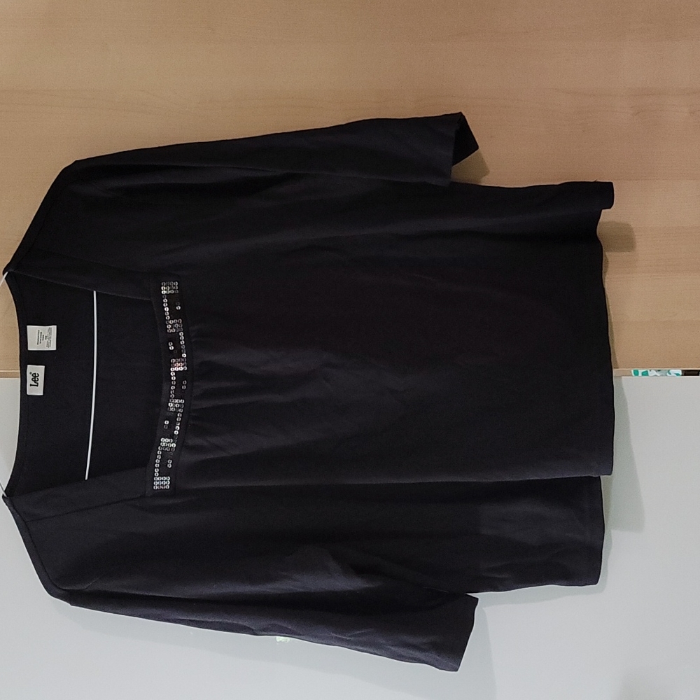Women lee shirt 1x black